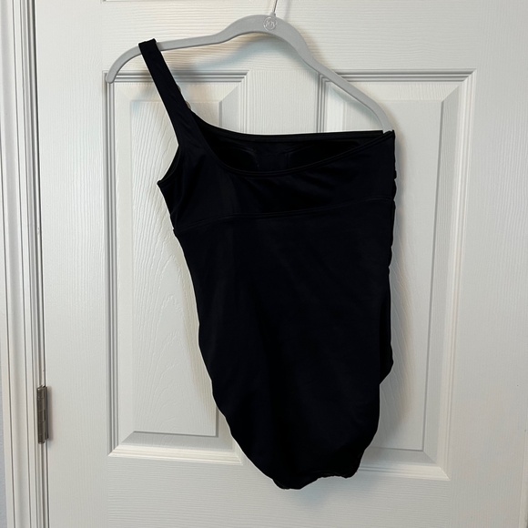 Lands' End One-Piece Black Asymmetrical Single Strap Swimsuit w Chain Accent 8 - Picture 3 of 4